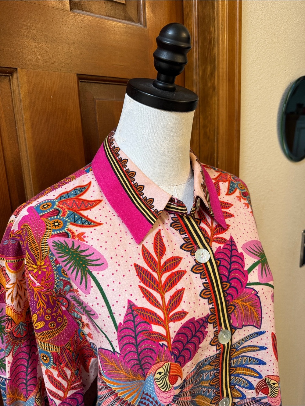 FARM Rio Pink Tropical Print Button-Front Jacket Size L - Picture 10 of 10